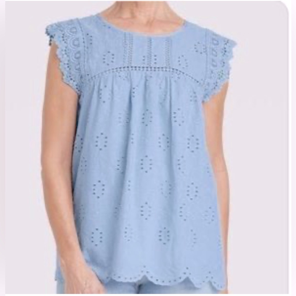 Brand new Knox rose Sleeveless Eyelet Top